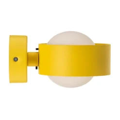 Væglampe Mado i stål, gul, 1 lyskilde