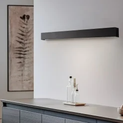 Væglampe Straight M, 92 cm, sort