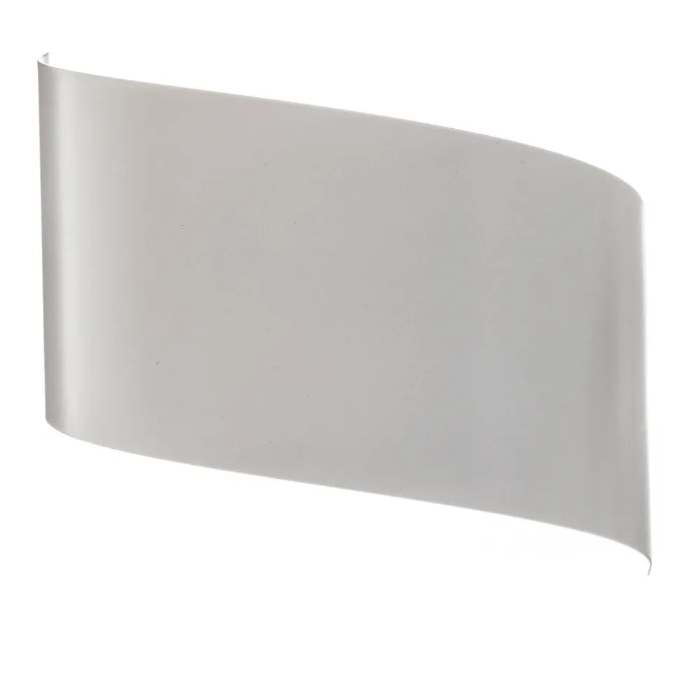 Væglampe Vero i hvidlakeret stål