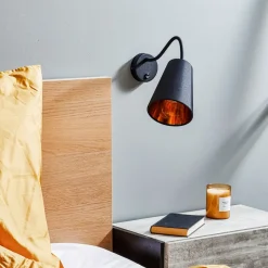 Væglampe Wire, sort/guld