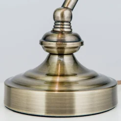 Zora - bank bordlampe med grøn glasskærm